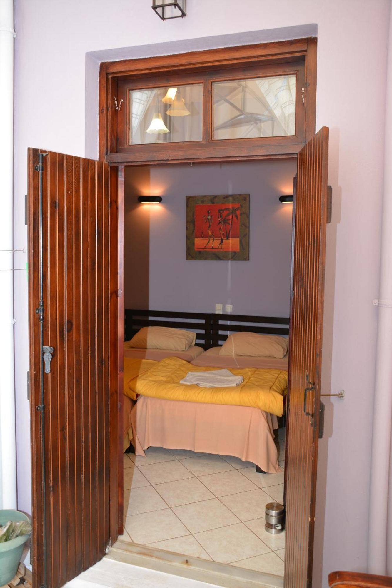 Enetiko Rooms Ханя Екстериор снимка